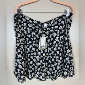 H&M Skater Skirt NWT Black Daisy Print Size 16 Summer Beach Spring Boho